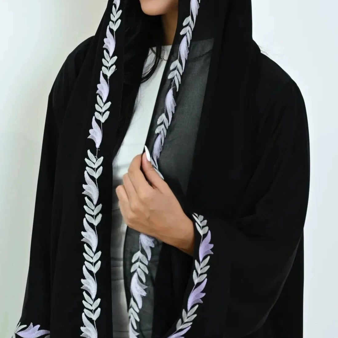 عبايات جاهزة