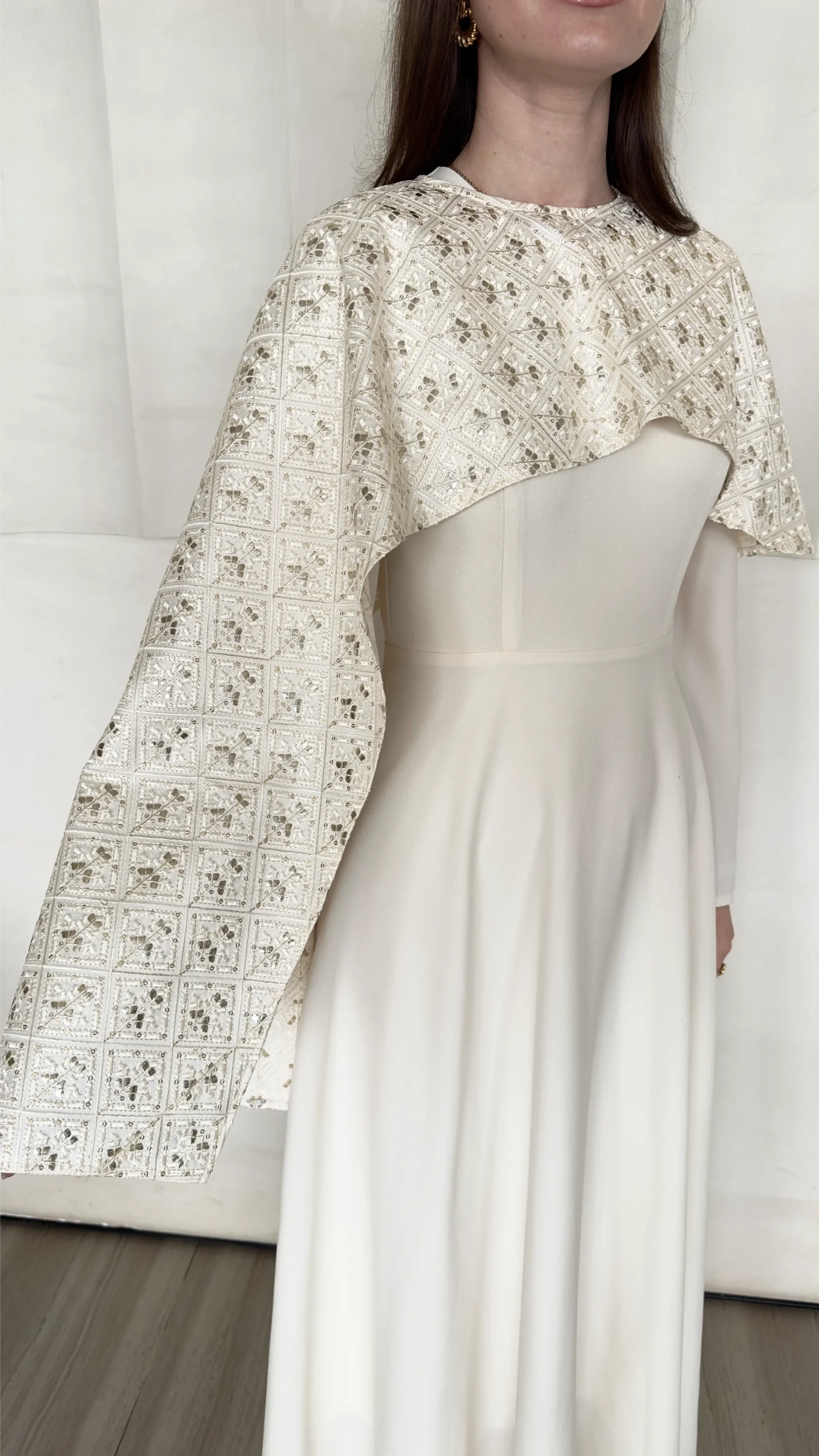 Malak Dress in off white - customization