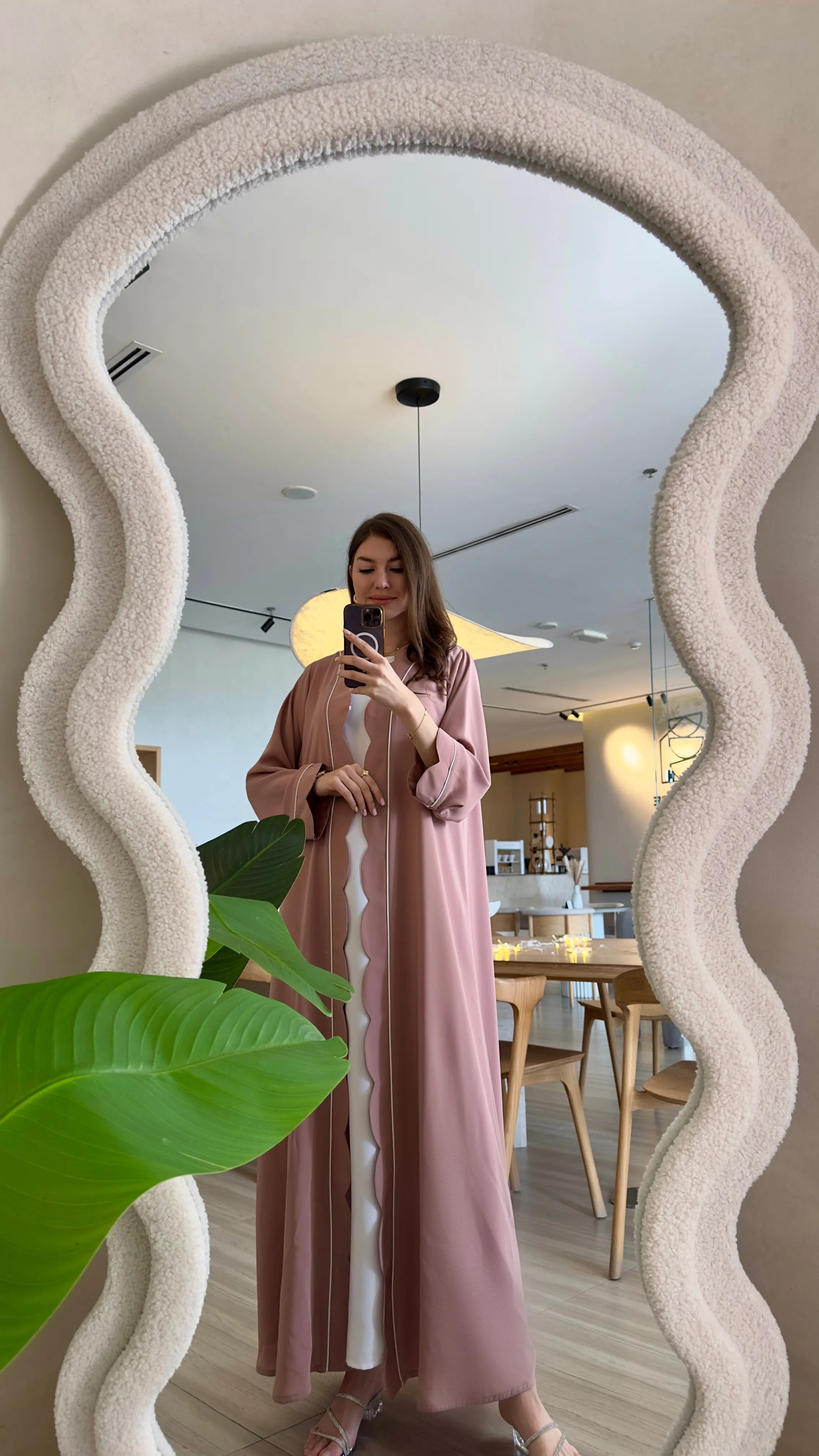 Curves Abaya - Dark Pink